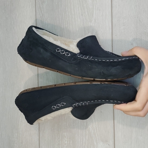 Ugg Australia Women Loafer Slip on Insulated lined moc shoes sz 7 - Picture 7 of 12